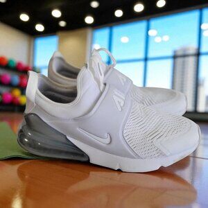 Nike Air Max 270 Extreme GS Slip-On Sneakers White/Metallic Silver 7Y= 8.5 Women